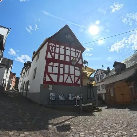 Gaestehaus Eulenkoepfchen * Neef