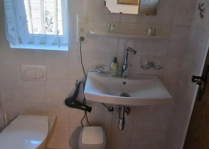 Quarto em Acomodações Particulares Gaestehaus Eulenkoepfchen