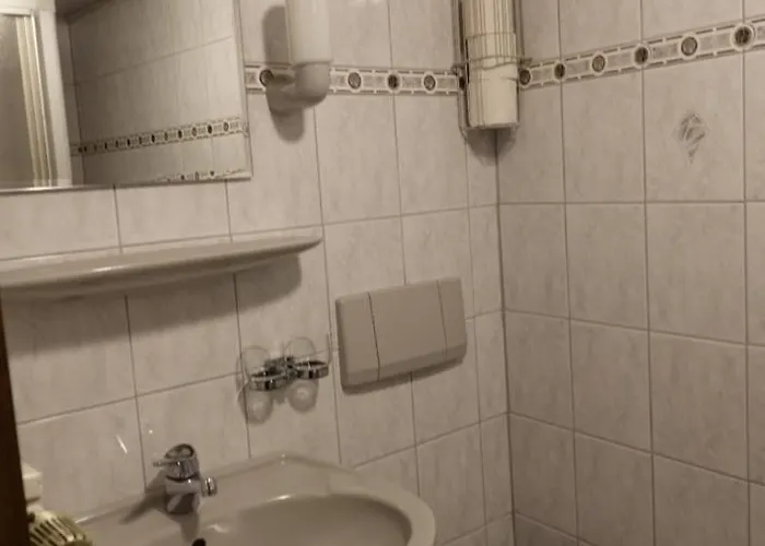 Quarto em Acomodações Particulares Gaestehaus Eulenkoepfchen *