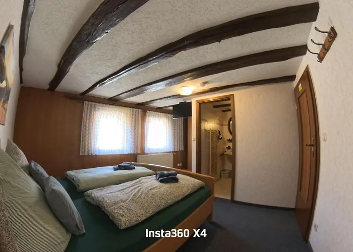 Quarto em Acomodações Particulares Gaestehaus Eulenkoepfchen