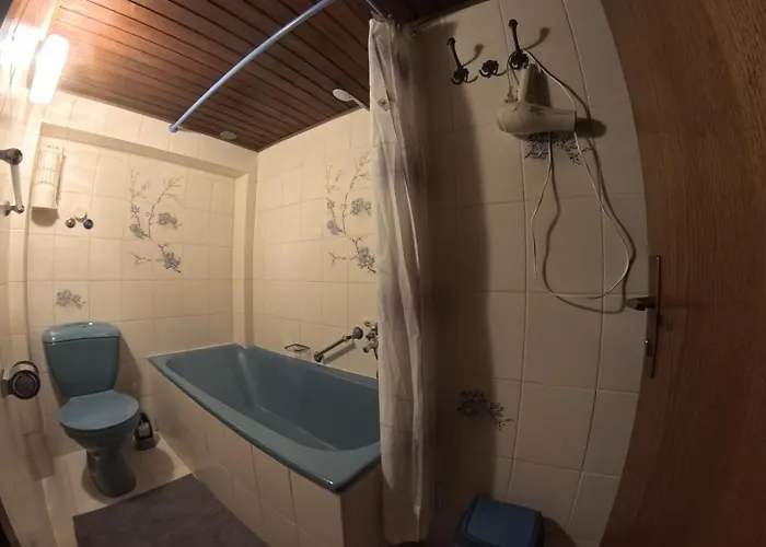 Quarto em Acomodações Particulares Gaestehaus Eulenkoepfchen *