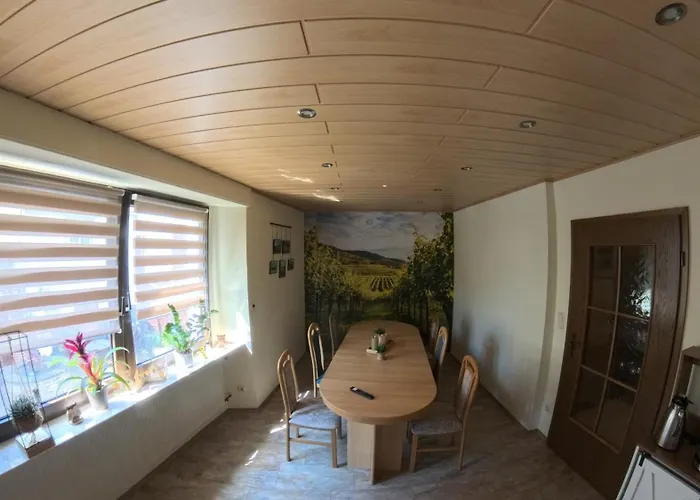 Quarto em Acomodações Particulares Gaestehaus Eulenkoepfchen