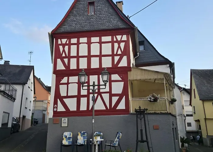 Gaestehaus Eulenkoepfchen * Neef